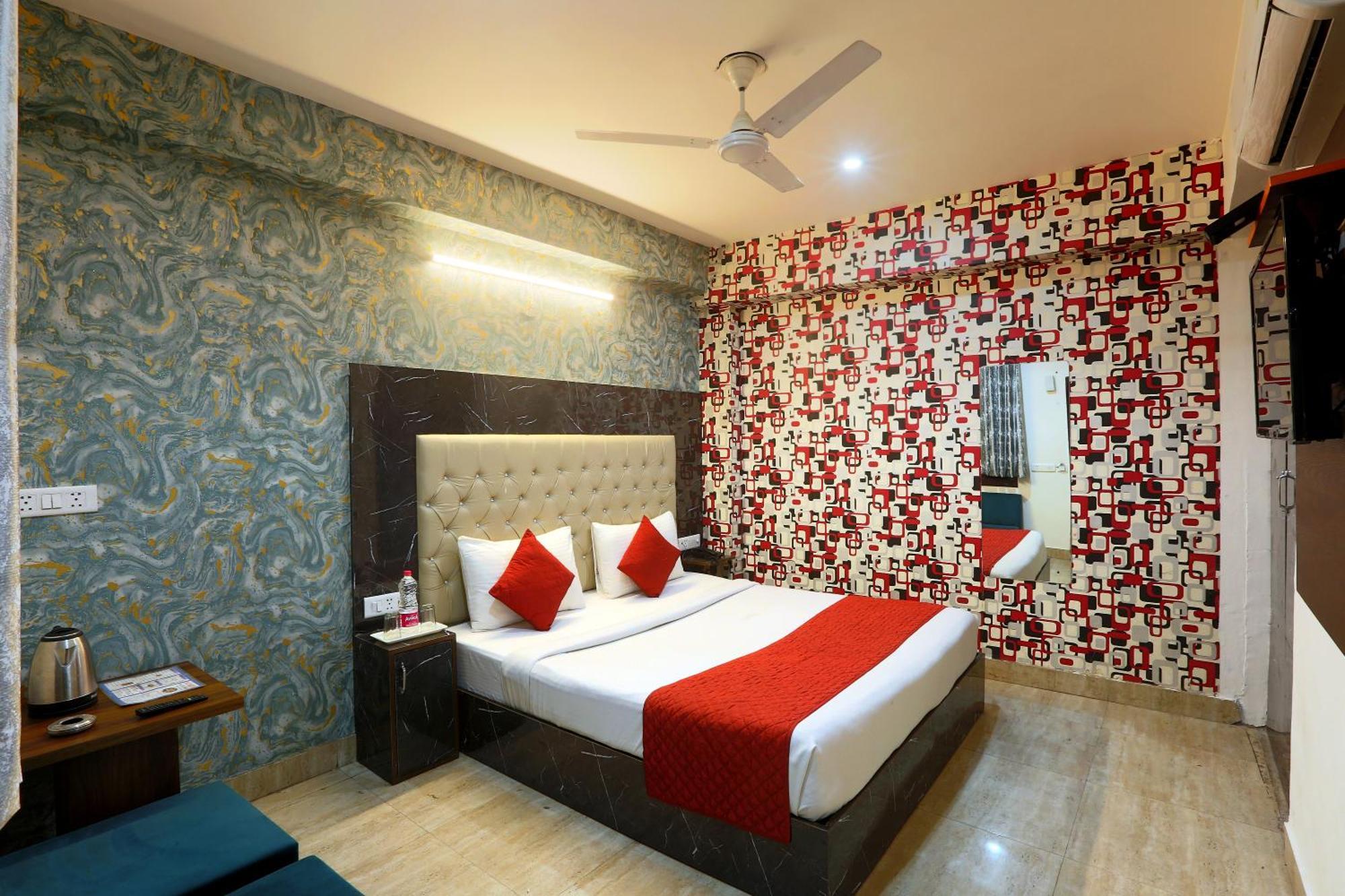Park Near Delhi Airport 3* New Delhi